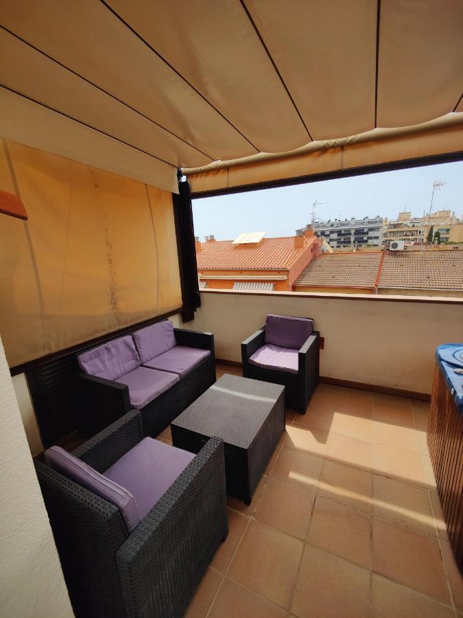 Hostal Manel 皮内达德马尔 外观 照片