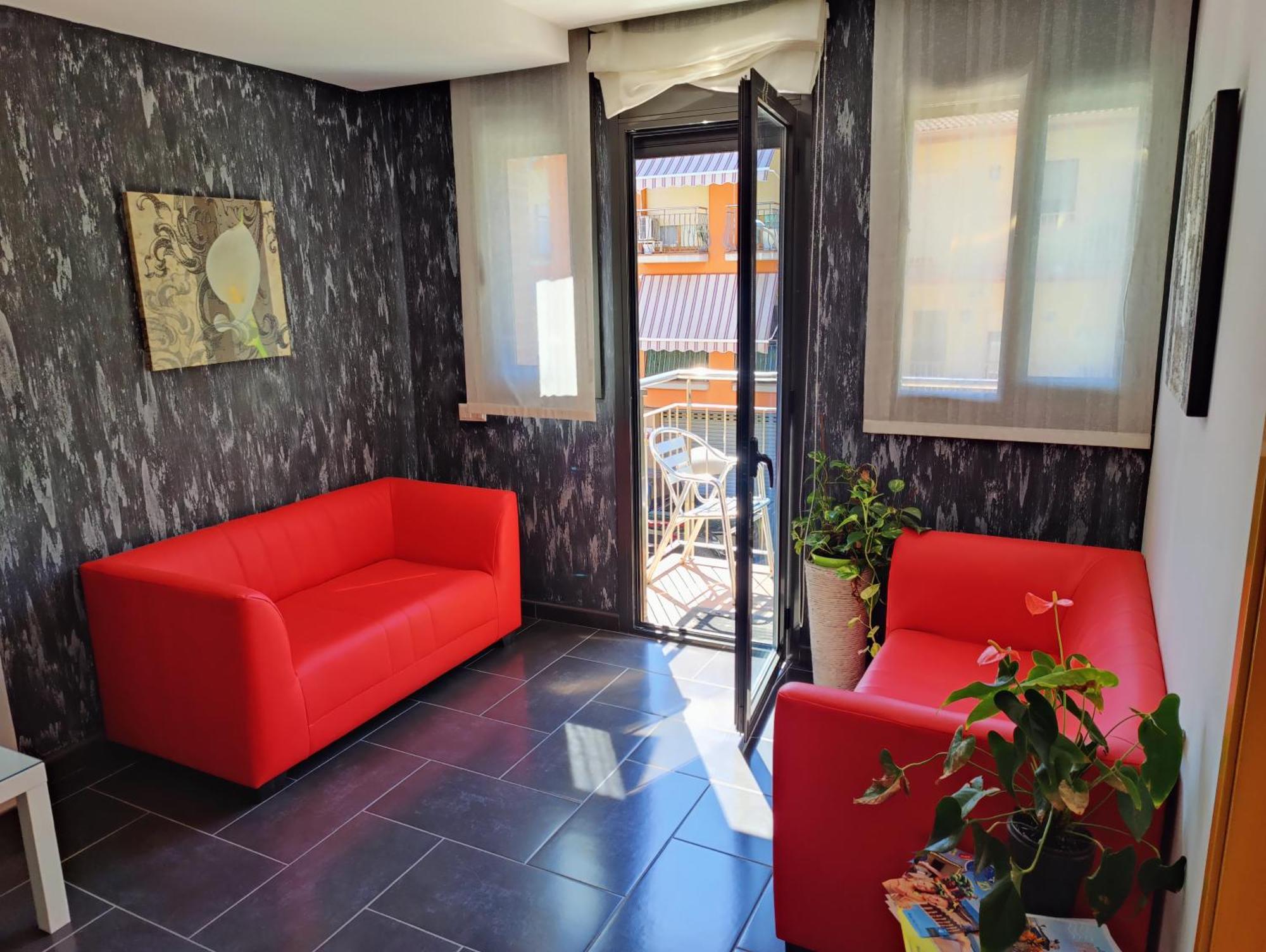 Hostal Manel 皮内达德马尔 外观 照片