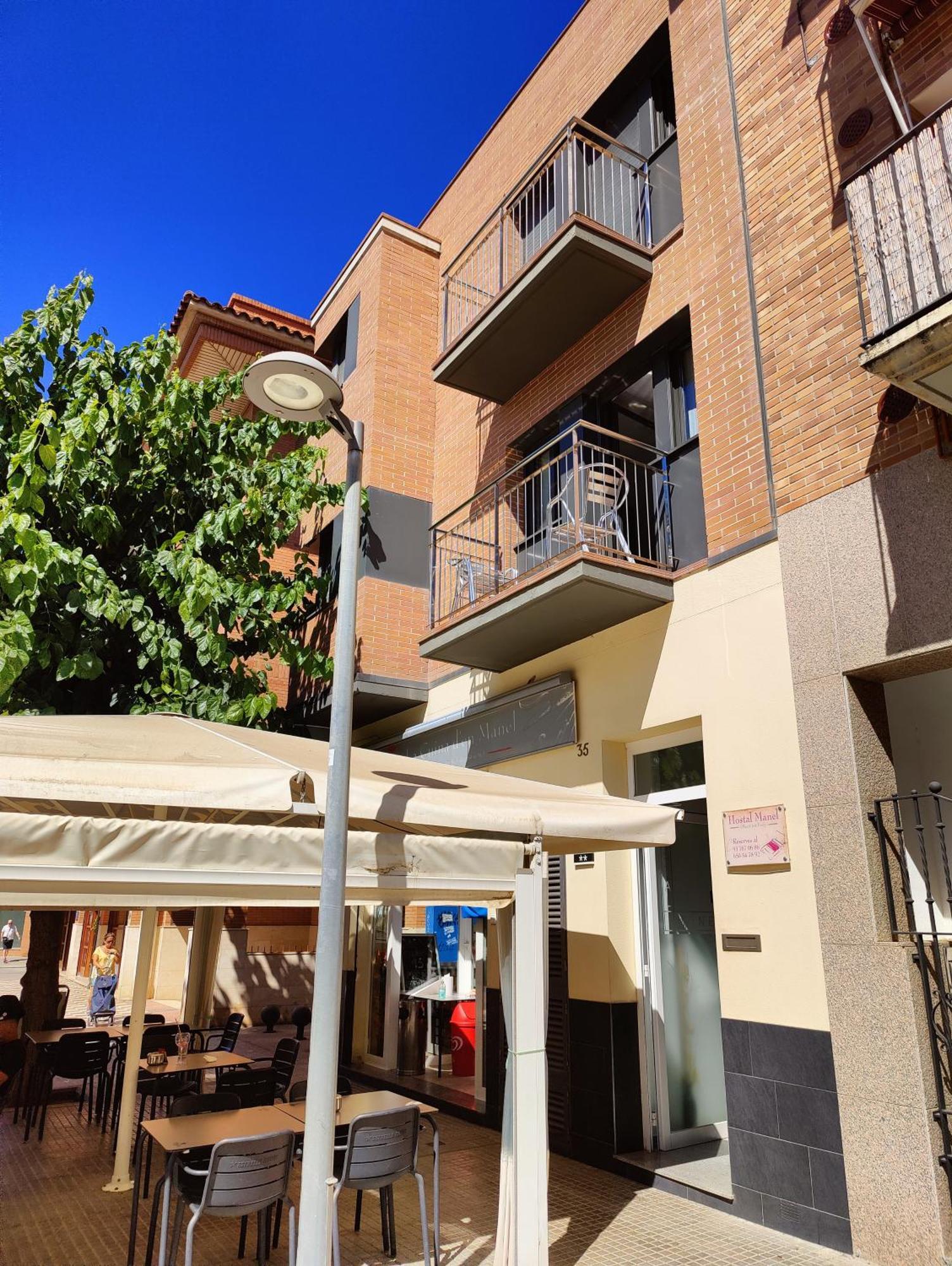 Hostal Manel 皮内达德马尔 外观 照片