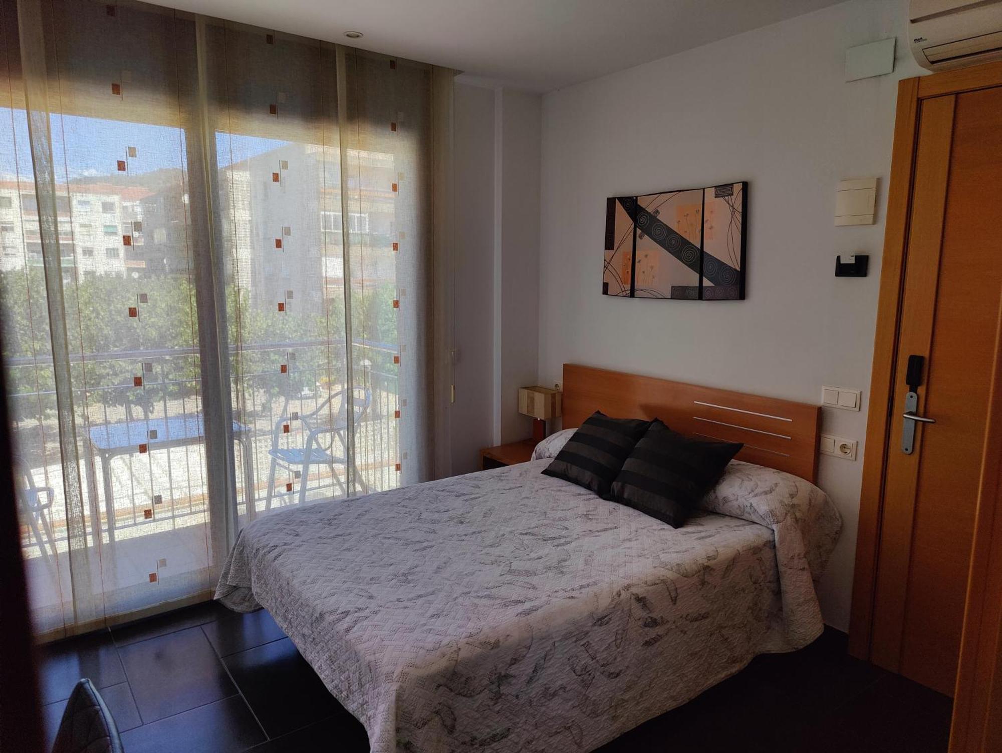 Hostal Manel 皮内达德马尔 外观 照片